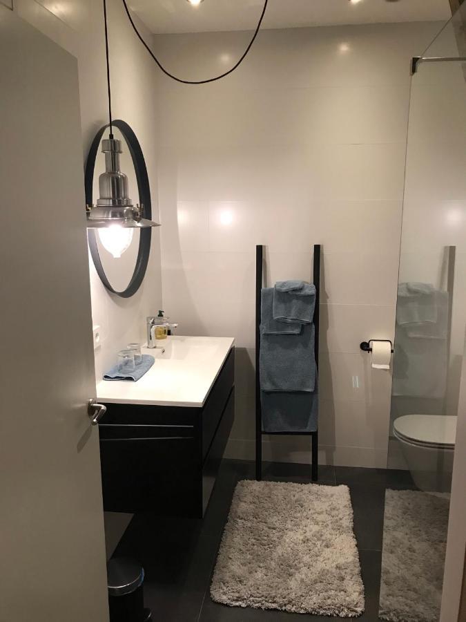 B&B Logeren Bij De Burgemeester Stad aan 't Haringvliet ภายนอก รูปภาพ